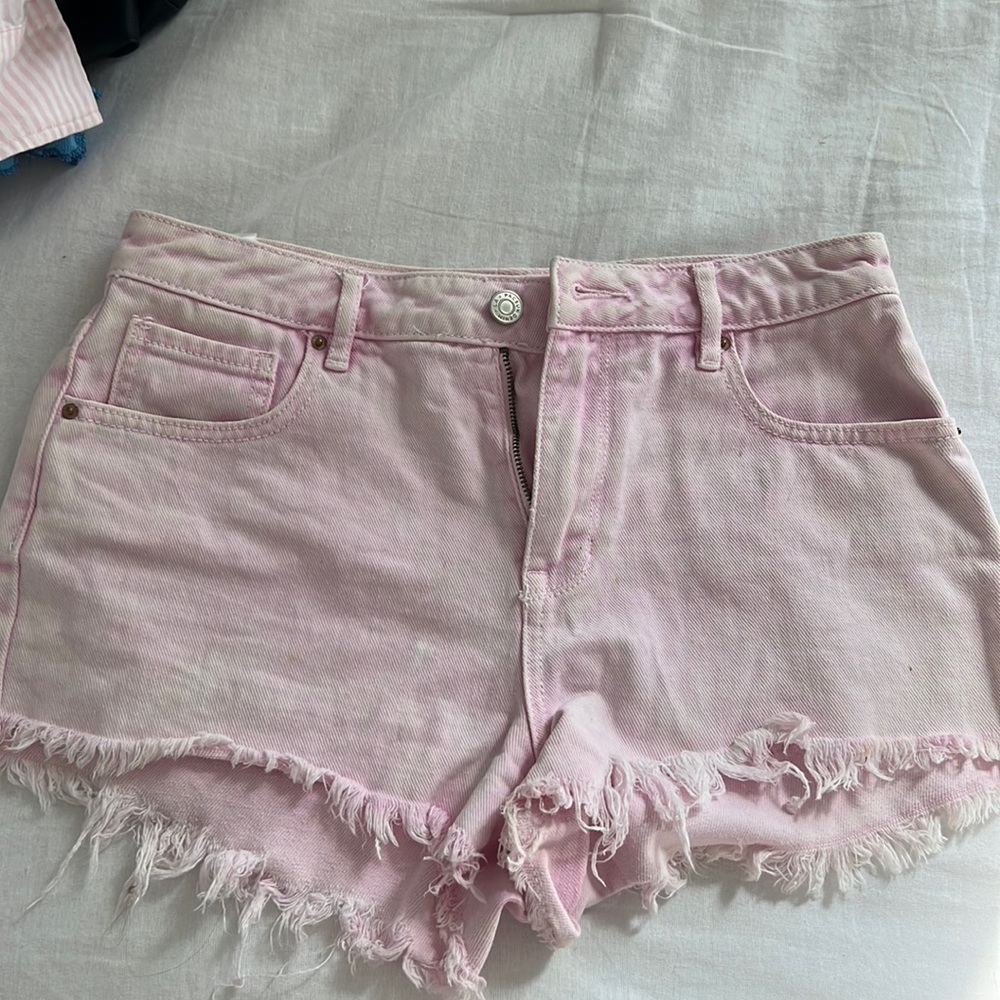 Light wash pink denim shorts PacSun